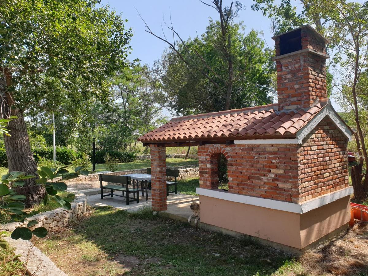 Holiday Home Borna Nin Zewnętrze zdjęcie